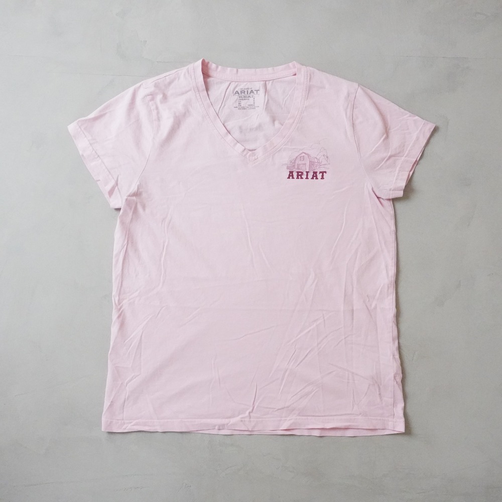 Ariat REAL Pink V-Neck Graphic T-Shirt Medium Womens Horse Barn Western Tee